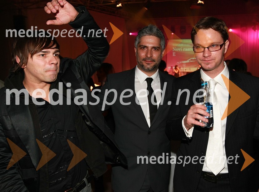 Sebastijan Cavazza, igralec in Lado Bizovičar ter Jurij Zrnec, voditelja oddaje As ti tud' not paduViktorji 2008, zaključna zabava na Gospodarskem razstavišču