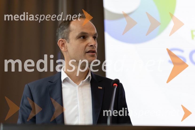  Anže Logar, poslanec SDS, predsednik Ljubljanskega odbora SDSUstanovitvena seja Platforme sodelovanja, Anže Logar