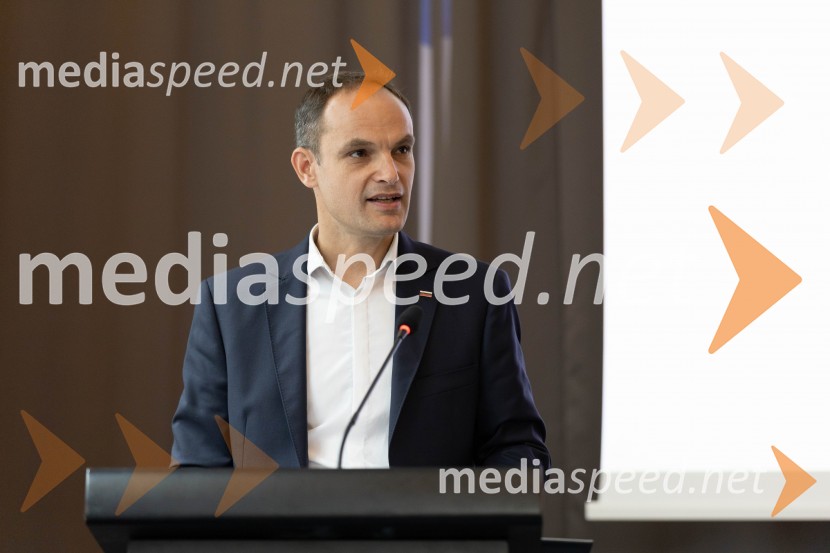  Anže Logar, poslanec SDS, predsednik Ljubljanskega odbora SDSUstanovitvena seja Platforme sodelovanja, Anže Logar