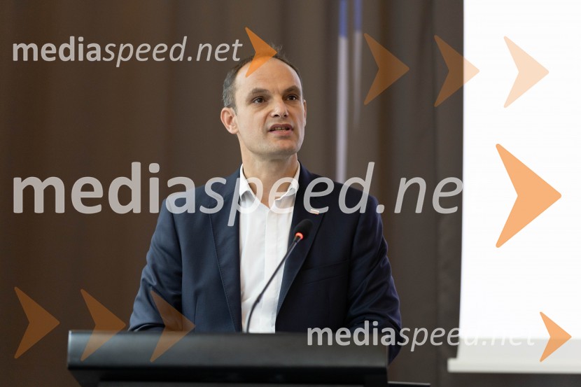  Anže Logar, poslanec SDS, predsednik Ljubljanskega odbora SDSUstanovitvena seja Platforme sodelovanja, Anže Logar