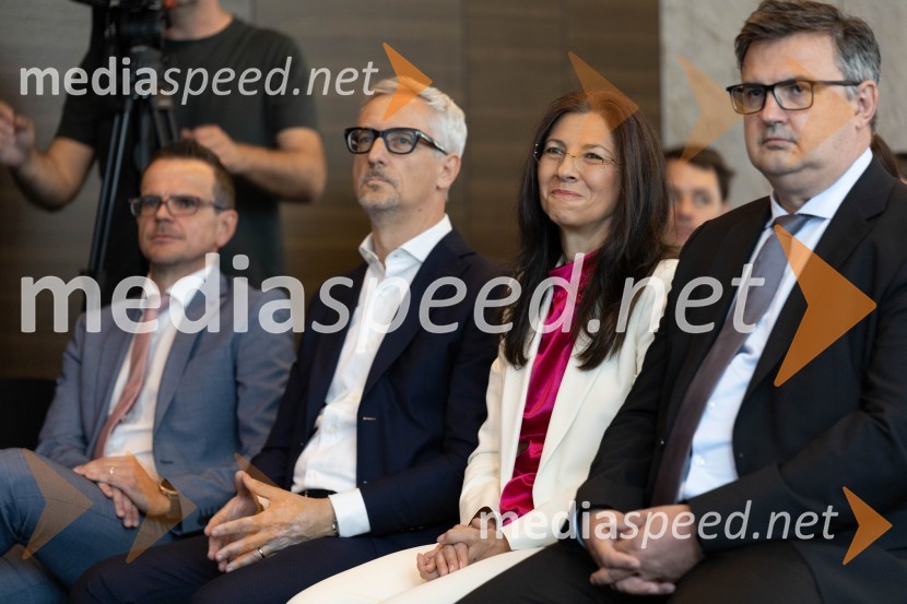   Matej Avbelj, profesor evropskega prava na Novi univerzi; dr. Jernej Pikalo, profesor, nekdanji minister za izobraževanje iz kvote SD; dr.  Romana Jordan, bivša evroposlanka;  Mirko Požar, predstavnik ZORG in predsednik Zbornice za gradbeništvo SlovenijeUstanovitvena seja Platforme sodelovanja, Anže Logar