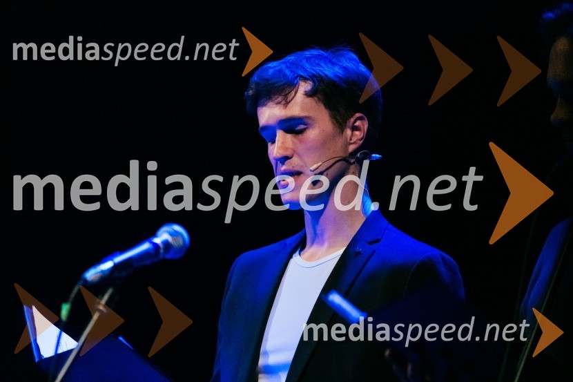  Urban Kuntarič, igralecRazgrnitev repertoarja sezone 2023/24 Slovenskega ljudskega gledališča Celje