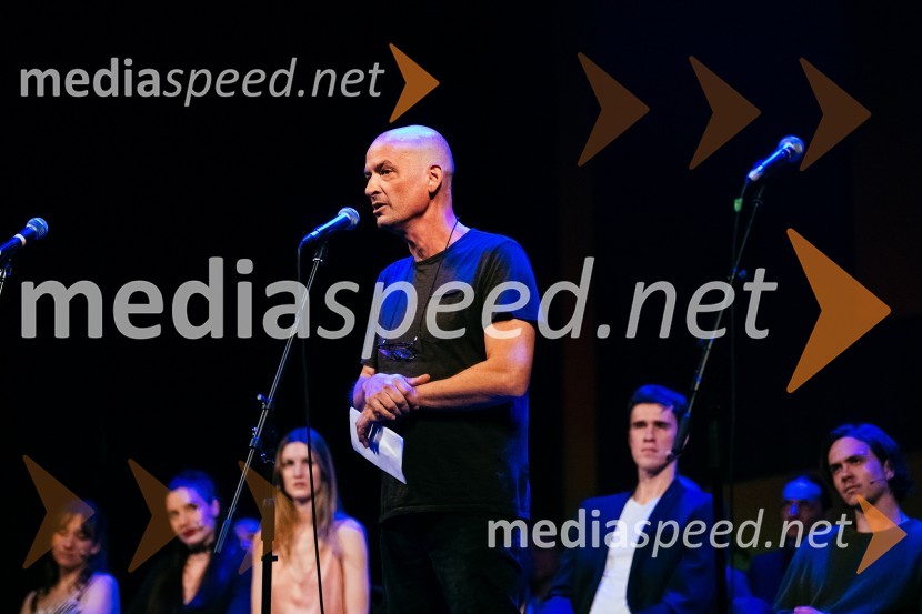  Miha Golob, upravnik in umetniški vodja, SLG CeljeRazgrnitev repertoarja sezone 2023/24 Slovenskega ljudskega gledališča Celje