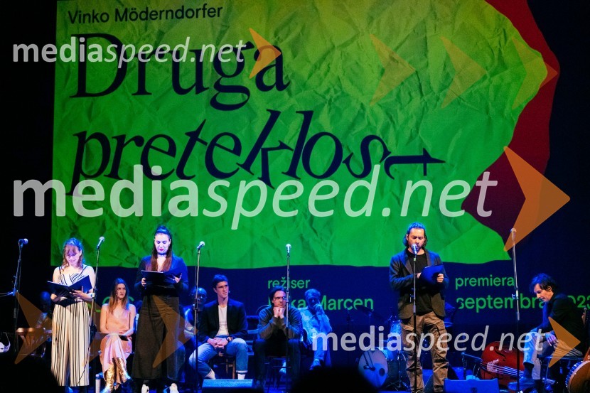 Razgrnitev repertoarja sezone 2023/24 Slovenskega ljudskega gledališča Celje