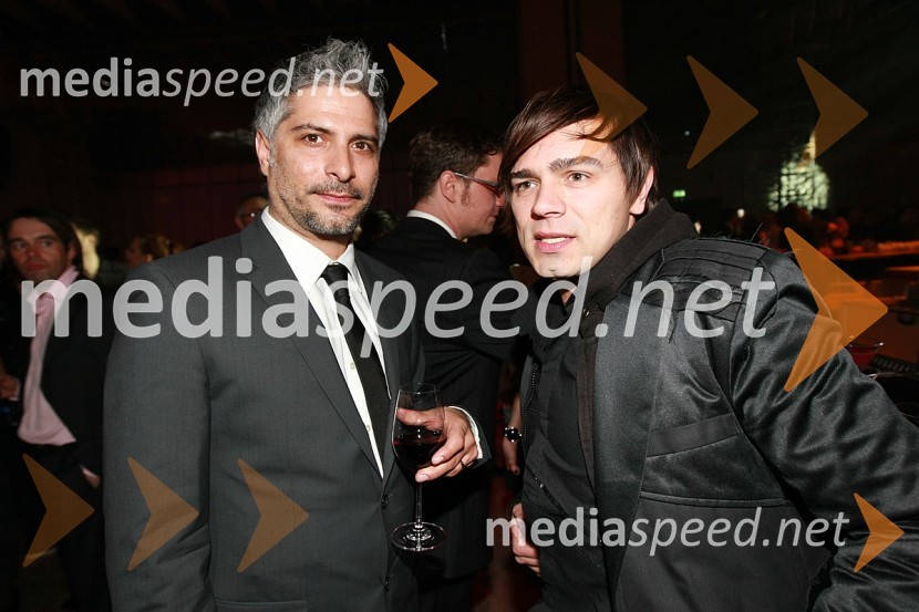 Sebastijan Cavazza, igralec in Lado Bizovičar, voditelj oddaje As ti tud' not paduViktorji 2008, zaključna zabava na Gospodarskem razstavišču