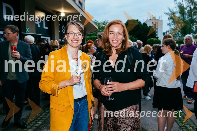  Živa Čebulj, prevajalka in lektorica;  Barbara Medvešček, igralkaRazgrnitev repertoarja sezone 2023/24 Slovenskega ljudskega gledališča Celje