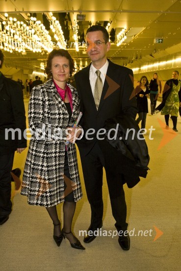 Rajmond Debevec, strelec z malokalibrsko puško s soprogo MetkoViktorji 2008, druženje pred dvorano