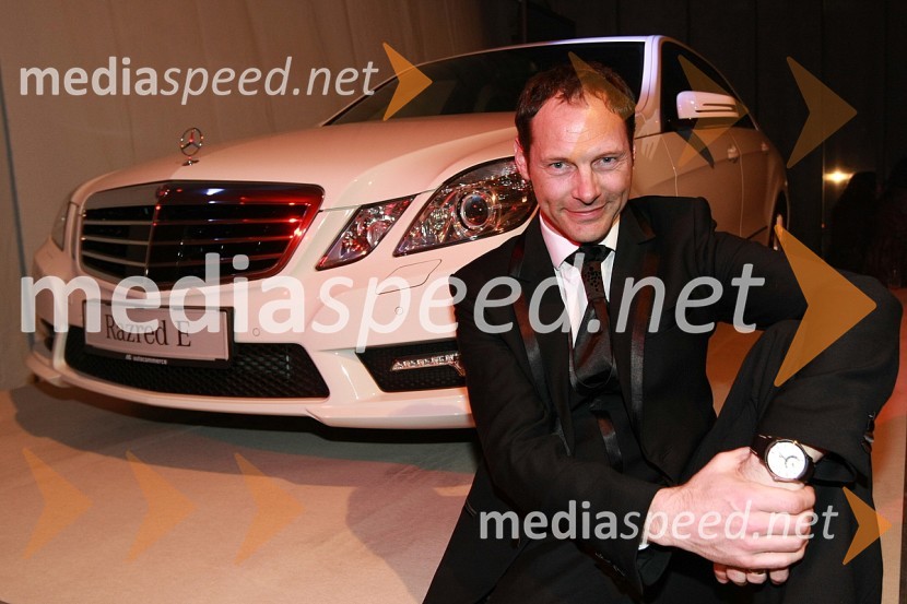 Jože Potrebuješ, član skupine ČukiViktorji 2008, zaključna zabava na Gospodarskem razstavišču