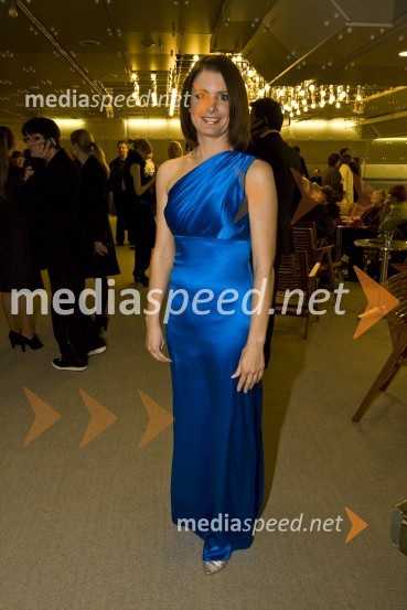 Bernarda Žarn, TV voditeljica in Femme Fatale 2008Viktorji 2008, druženje pred dvorano