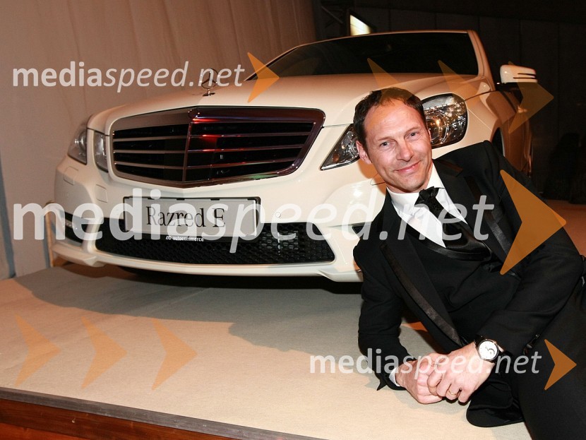 Jože Potrebuješ, član skupine ČukiViktorji 2008, zaključna zabava na Gospodarskem razstavišču