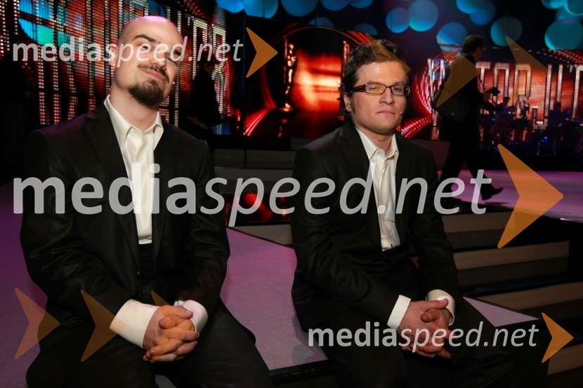 Voditelja Jure Bračič in Igor Karas (Slon in Sadež)Viktorji 2008, dogajanje na odru in v dvorani