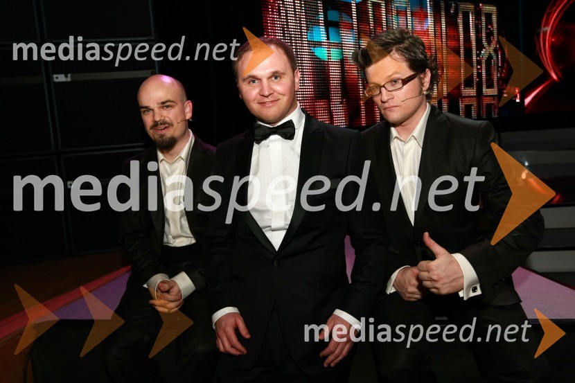 Jure Bračič, voditelj prireditve ter član skupine Slon in Sadež, Matej Raščan, direktor in lastnik podjetja Rašica Point d.o.o. in podjetja Delo revije, d.d. in Igor Karas, voditelj prireditve ter član skupine Slon in SadežViktorji 2008, dogajanje na odru in v dvorani