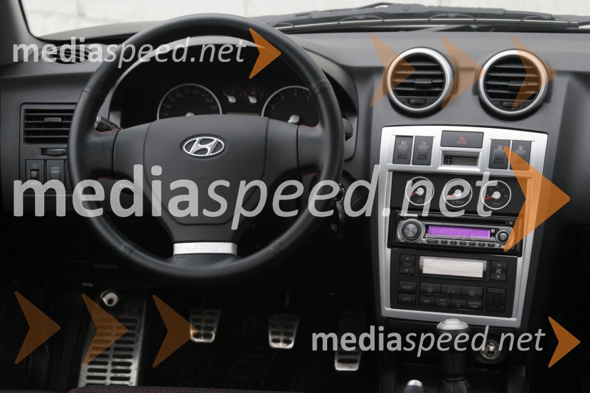 Hyundai Coupe 2.0 SVVT FXHyundai Coupe 2.0 CVVT FX