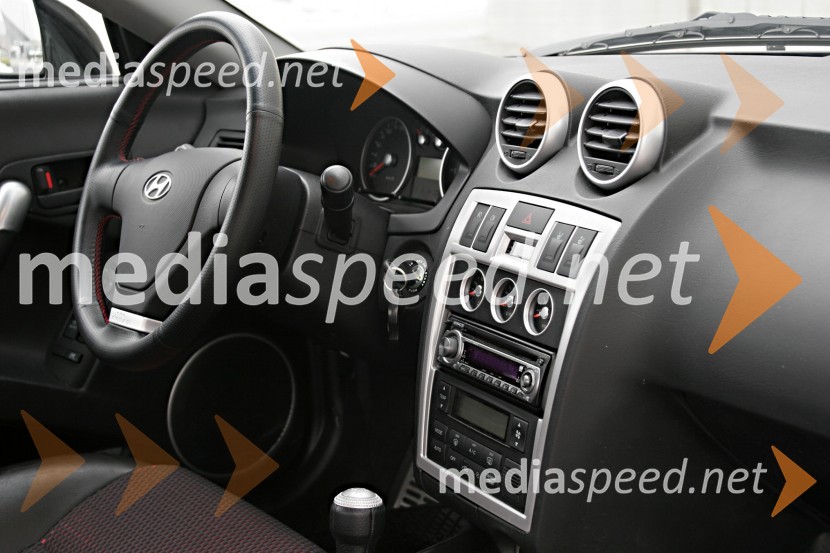 Hyundai Coupe 2.0 SVVT FXHyundai Coupe 2.0 CVVT FX