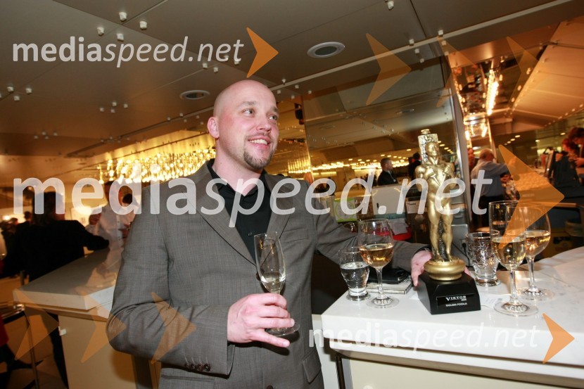 David Irgolič, glavni in odgovorni urednik radia CenterViktorji 2008, druženje pred dvorano