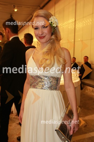 Maja Ferme, modna oblikovalkaViktorji 2008, druženje pred dvorano