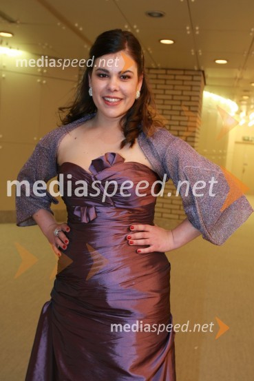 Ana Marija Mitič, igralka in voditeljicaViktorji 2008, druženje pred dvorano