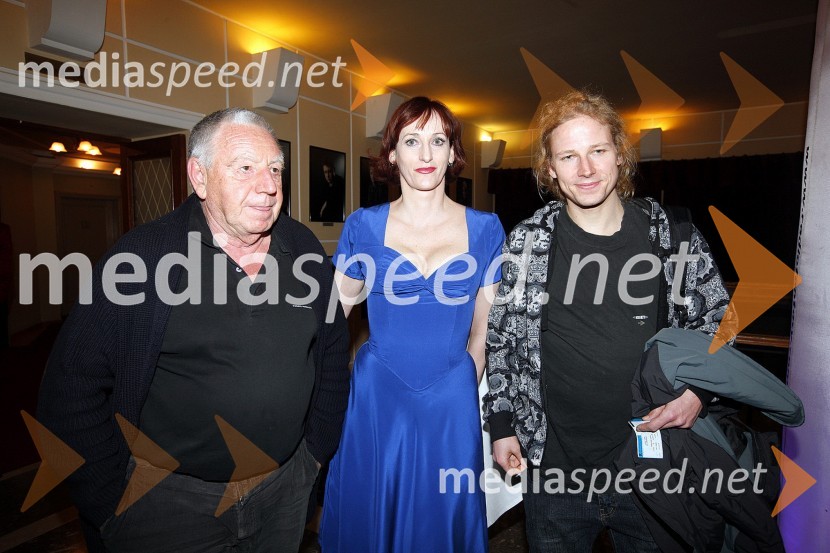 Dušan Jovanovič, režiser in dobitnik nagrade Žlahtni režiser, Saša Pavček, igralka in dobitnica nagrade Žlahtna komedijantka, ter Jaka Andrej Vojevec, režiserDnevi komedije 2009, zaključek festivala in podelitev nagrad