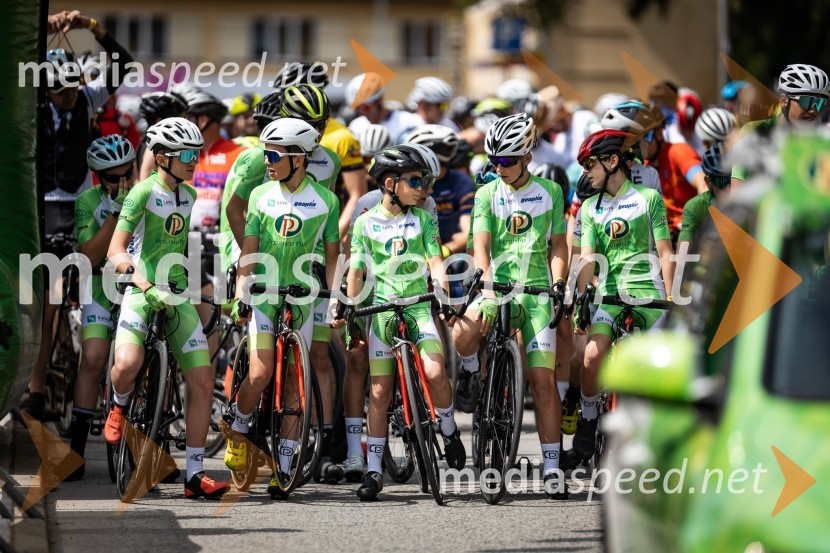 21. Poli maraton z več kot 4000 udeleženci