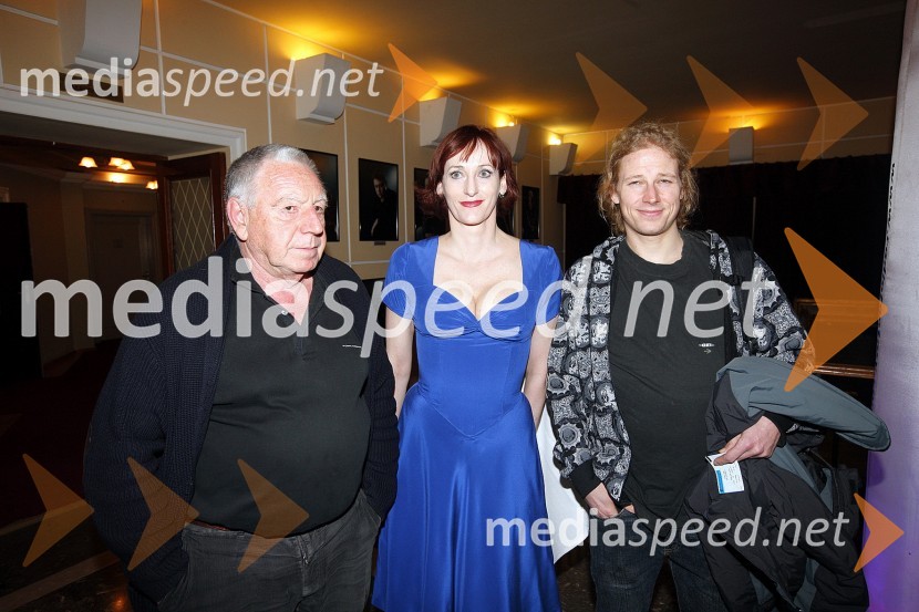 Dušan Jovanovič, režiser in dobitnik nagrade Žlahtni režiser, Saša Pavček, igralka in dobitnica nagrade Žlahtna komedijantka, ter Jaka Andrej Vojevec, režiserDnevi komedije 2009, zaključek festivala in podelitev nagrad