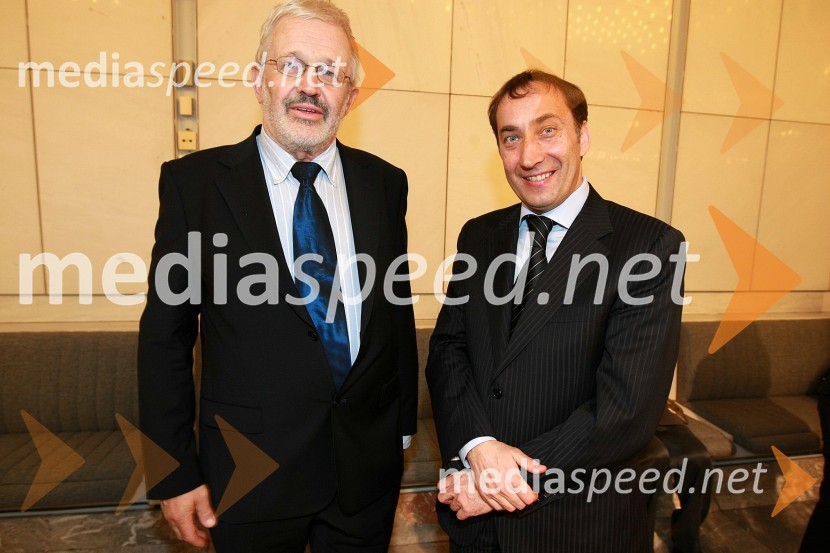 ... in Franci Zavrl, PristopViktorji 2008, druženje pred dvorano