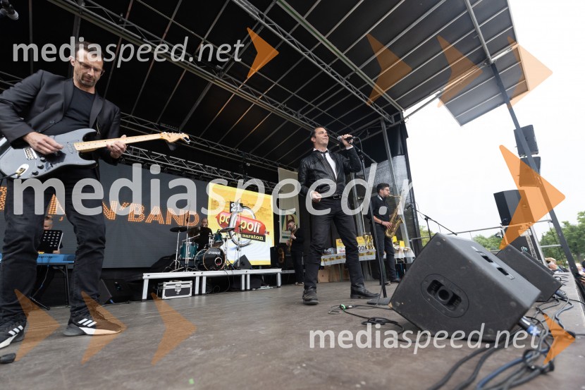  Rok Ferengja, pevec, Rok'n band21. Poli maraton z več kot 4000 udeleženci