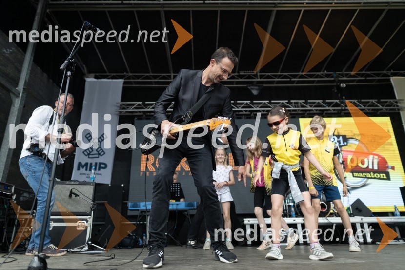  Blaž Črnivec, kitarist, Rok'n band21. Poli maraton z več kot 4000 udeleženci