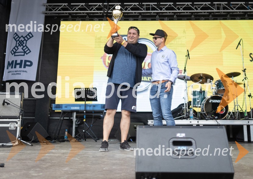 21. Poli maraton z več kot 4000 udeleženci