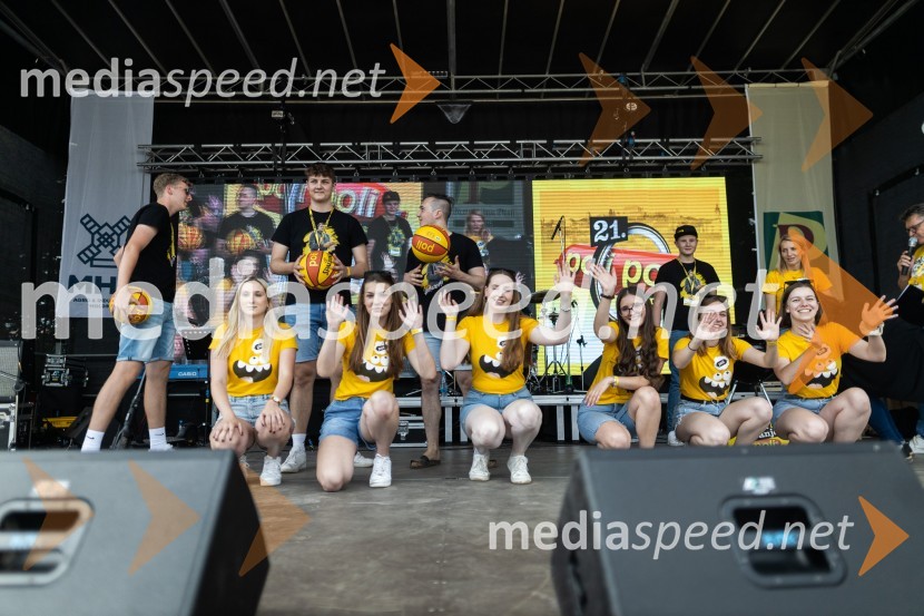 21. Poli maraton z več kot 4000 udeleženci