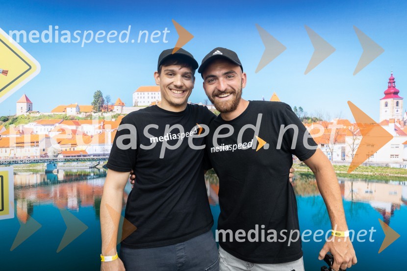  Andraž Kovačec;  Boris Očkerl, fotograf, snemalec, grafični oblikovalec21. Poli maraton z več kot 4000 udeleženci