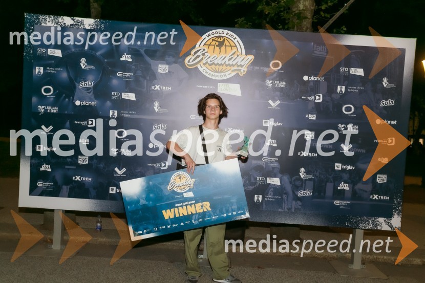 Finale World Kidz Breaking Champion Ljubljana - Powered by I Feel Slovenia sta osvojila Bolgarka Bgirl FIREBIRD in Ukrajinec Bboy RAPTOR