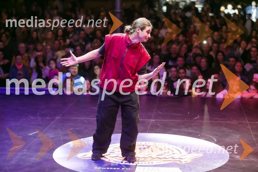 Finale World Kidz Breaking Champion Ljubljana - Powered by I Feel Slovenia sta osvojila Bolgarka Bgirl FIREBIRD in Ukrajinec Bboy RAPTOR