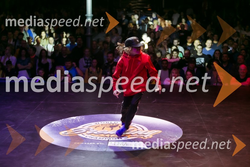 Finale World Kidz Breaking Champion Ljubljana - Powered by I Feel Slovenia sta osvojila Bolgarka Bgirl FIREBIRD in Ukrajinec Bboy RAPTOR