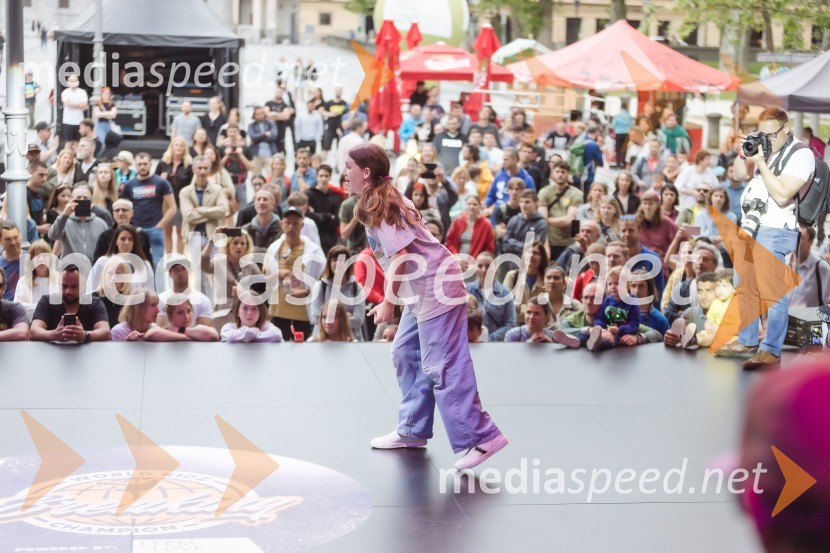 Finale World Kidz Breaking Champion Ljubljana - Powered by I Feel Slovenia sta osvojila Bolgarka Bgirl FIREBIRD in Ukrajinec Bboy RAPTOR