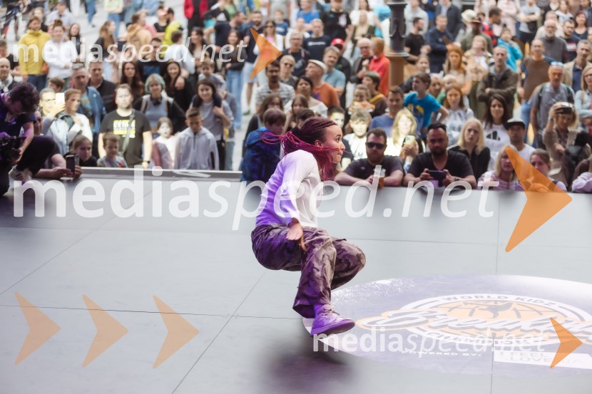 Finale World Kidz Breaking Champion Ljubljana - Powered by I Feel Slovenia sta osvojila Bolgarka Bgirl FIREBIRD in Ukrajinec Bboy RAPTOR