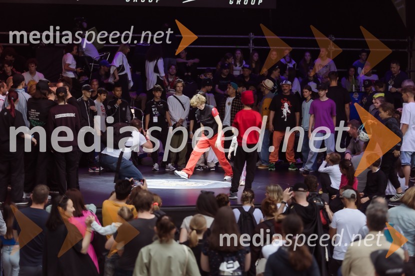 Finale World Kidz Breaking Champion Ljubljana - Powered by I Feel Slovenia sta osvojila Bolgarka Bgirl FIREBIRD in Ukrajinec Bboy RAPTOR