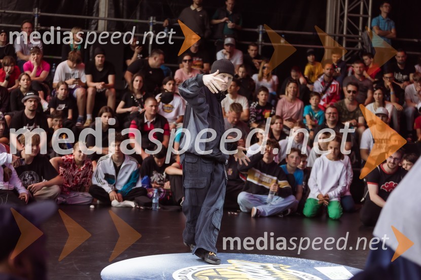 Finale World Kidz Breaking Champion Ljubljana - Powered by I Feel Slovenia sta osvojila Bolgarka Bgirl FIREBIRD in Ukrajinec Bboy RAPTOR