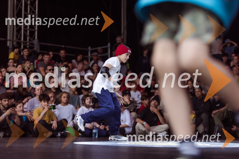 Finale World Kidz Breaking Champion Ljubljana - Powered by I Feel Slovenia sta osvojila Bolgarka Bgirl FIREBIRD in Ukrajinec Bboy RAPTOR