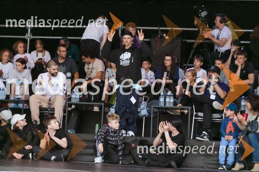 Finale World Kidz Breaking Champion Ljubljana - Powered by I Feel Slovenia sta osvojila Bolgarka Bgirl FIREBIRD in Ukrajinec Bboy RAPTOR