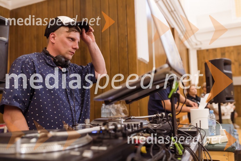 Finale World Kidz Breaking Champion Ljubljana - Powered by I Feel Slovenia sta osvojila Bolgarka Bgirl FIREBIRD in Ukrajinec Bboy RAPTOR