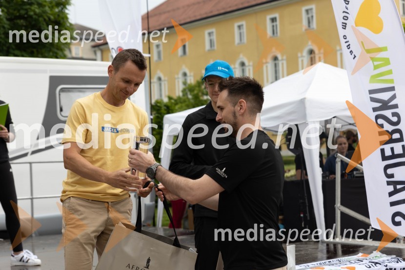  Gregor Duric, 2. mesto, 6. Afroditin tek na 10 km moški;  Martin Ocepek,  3. mesto, 6. Afroditin tek na 10 km moški;  ... 6. Afroditin tek s Štajerskim valom