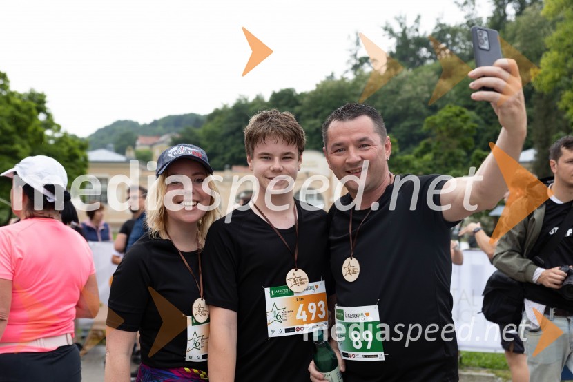  Damijana Štraser;  Jaka Zupanc;  Jože Štraser6. Afroditin tek s Štajerskim valom