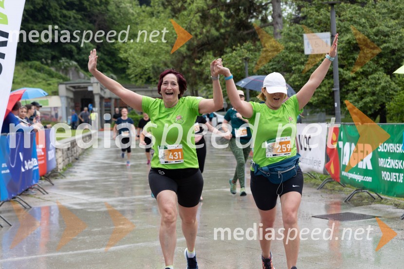  Valerija Slemenšek;  Nataša Ferlinc Krašovic6. Afroditin tek s Štajerskim valom