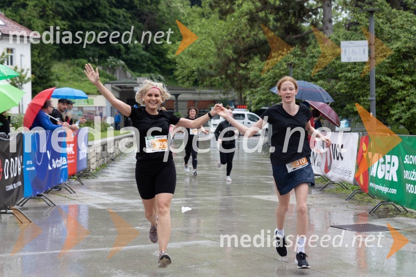  Jožica Kolčan;  Zoja Kolčan6. Afroditin tek s Štajerskim valom