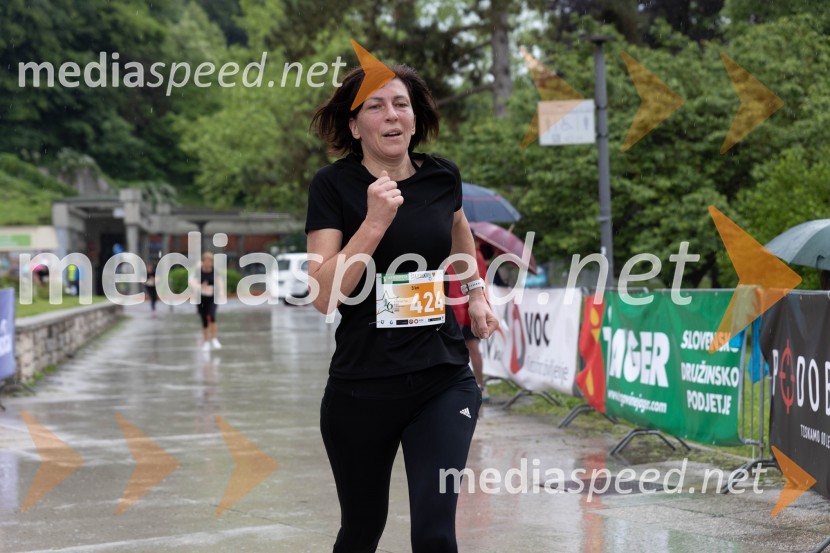  Leonida Samec6. Afroditin tek s Štajerskim valom