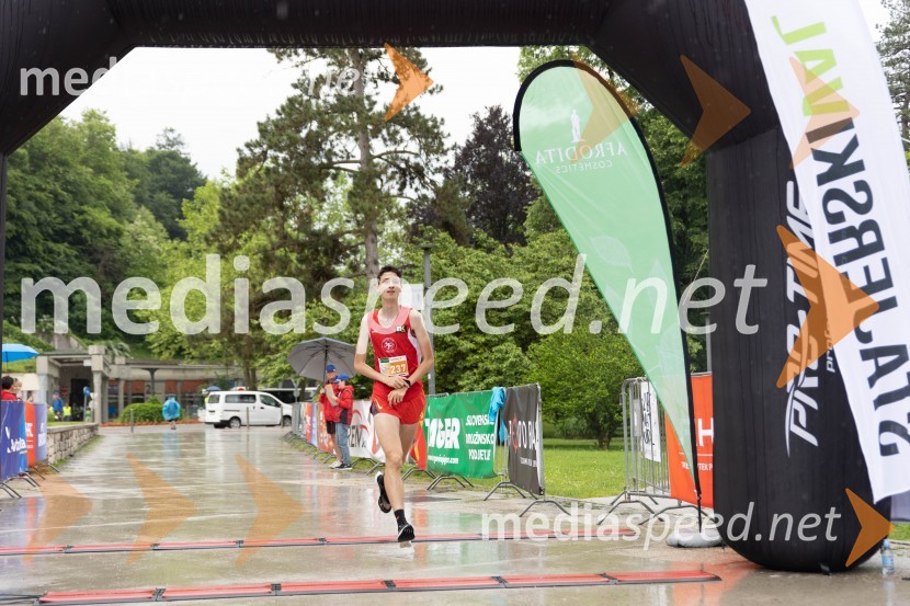  Jakob Cmok6. Afroditin tek s Štajerskim valom