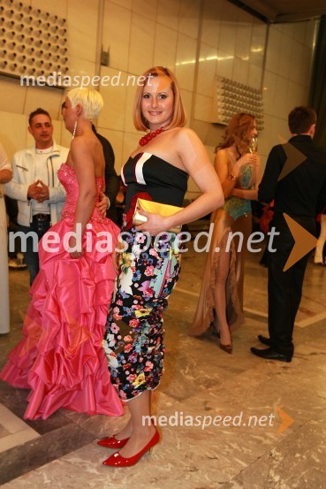 Alja Novak, modna oblikovalkaViktorji 2008, druženje pred dvorano