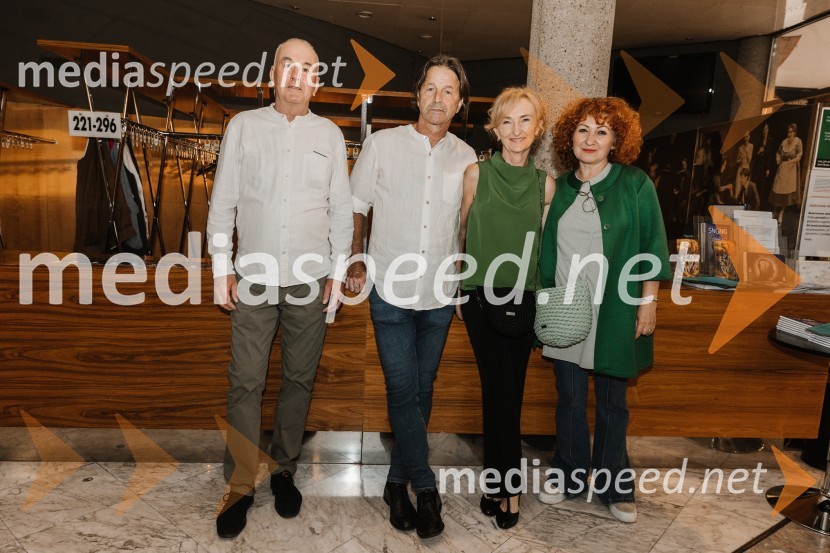 To the moon and back, premiera v SNG Nova Gorica