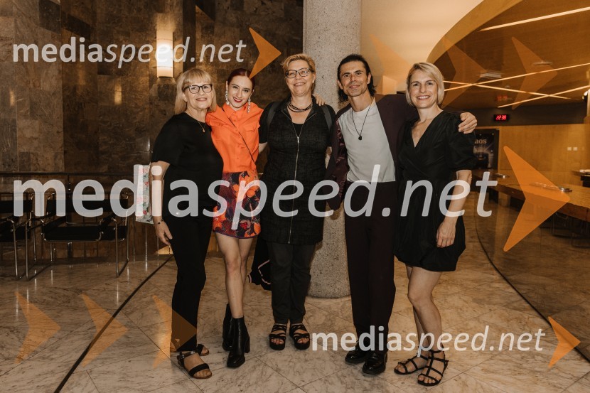  ... ;  Nastja Bremec Rynia, koreografinja, MN dance Company;  ... ;  Michal Rynia, koreograf, MN dance Company;  ... To the moon and back, premiera v SNG Nova Gorica