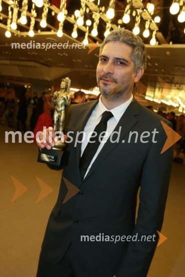 Sebastijan Cavazza, igralecViktorji 2008, druženje pred dvorano